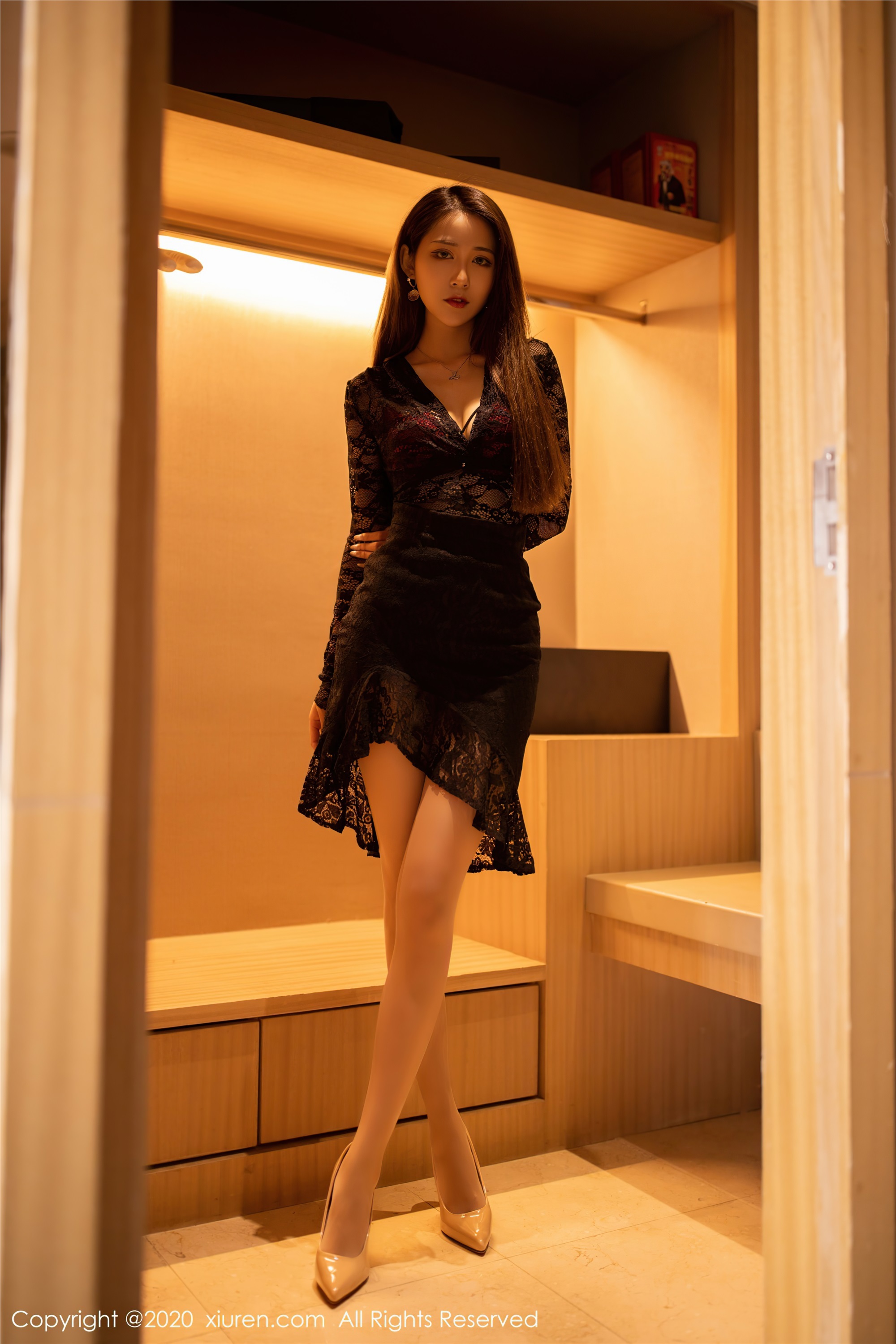 秀人网美媛馆 2020-09-18 Vol.2576 周慕汐fairy